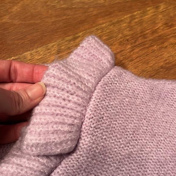Like new Wild Fable light lavender knit sweater - Picture 4 of 12